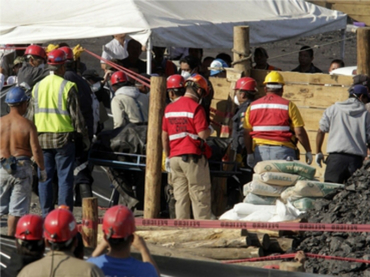 Evacuan a 131 de mina »La Esmeralda» en Coahuila