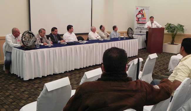 Buscan mineras disminuir accidentes de trabajo mediante simposio