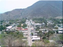 Ofrecen dinero a opositores a mina