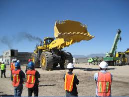 Hallan tres cadáveres en fosa clandestina localizada en Guerrero