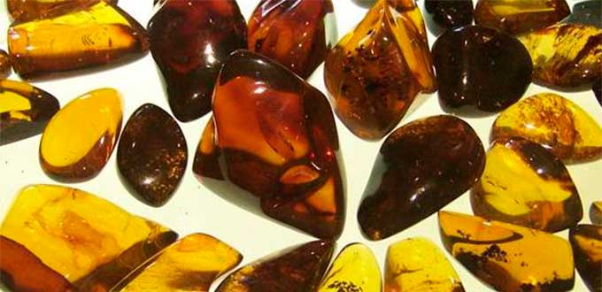 Bandas chinas explotan niños por el ámbar de un pueblo olvidado de Chiapas