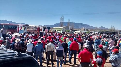 Toman 600 personas accesos a la minera Buenavista del Cobre