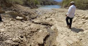 Edil de Cocula firma minuta para presionar que minera indemnice