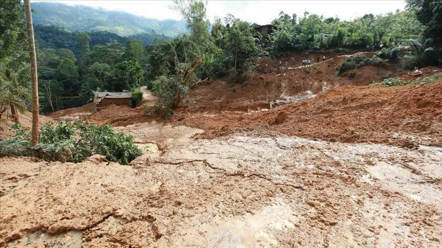 Tragedia! Colapsa mina de oro; hay al menos 50 mineros muertos